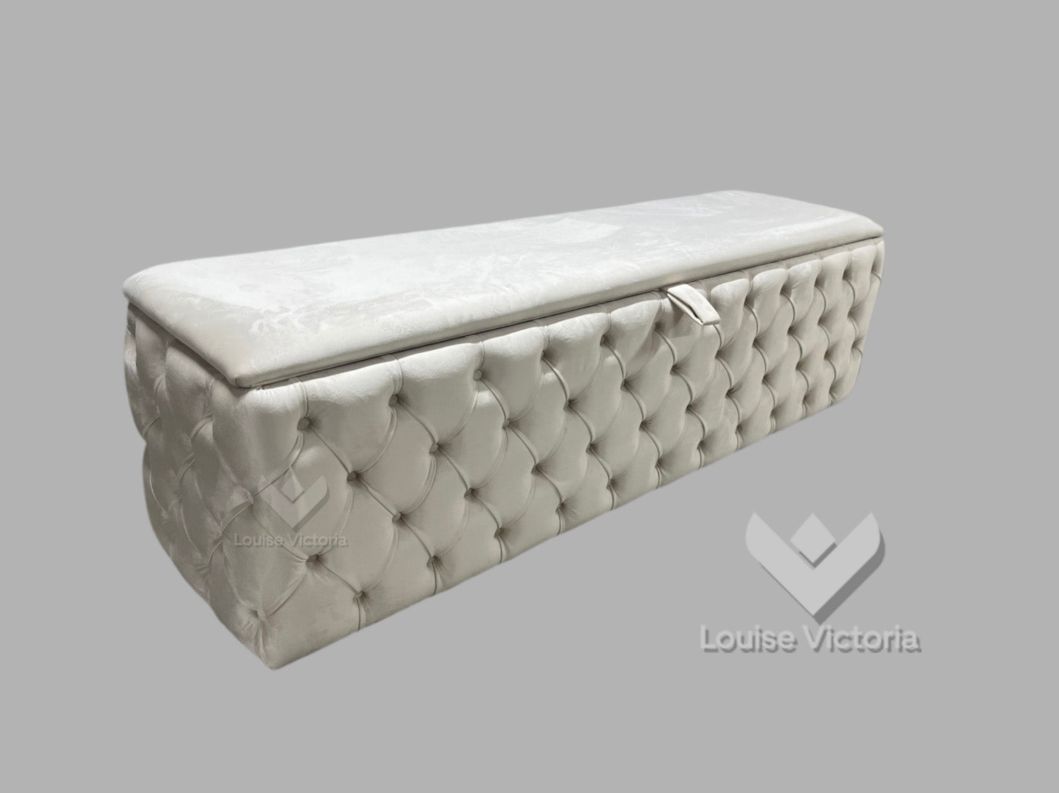 Cream Velvet Chesterfied Ottoman Storage Box